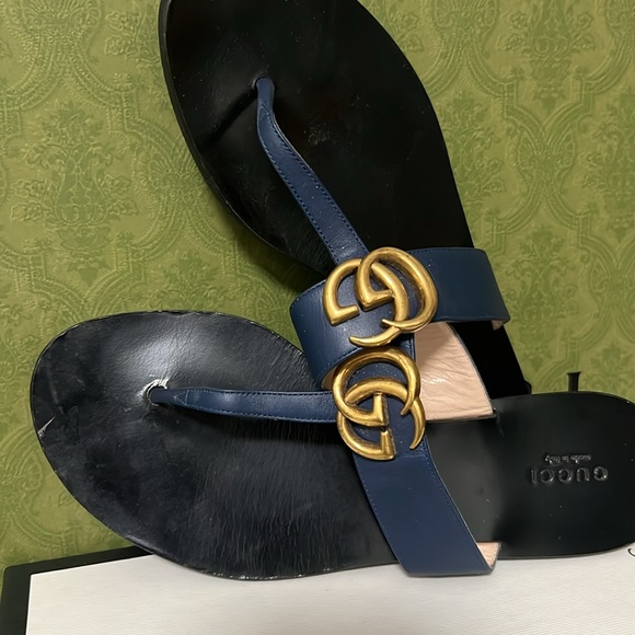 Sandals Gucci blue size 37 1/2 beautiful. But I just get more space on my closet - Picture 5 of 5